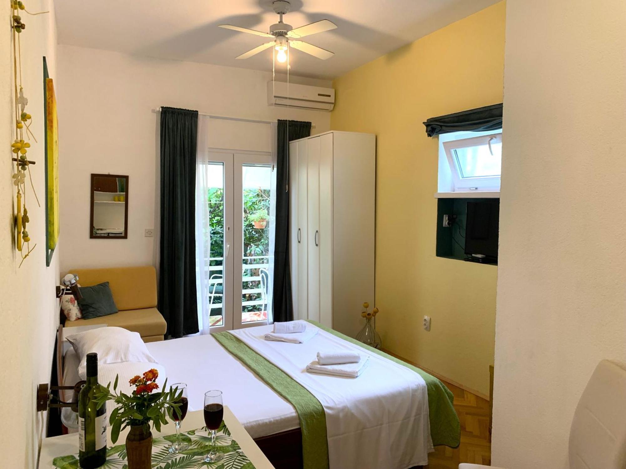 Apartments Garden House Podgora Room photo