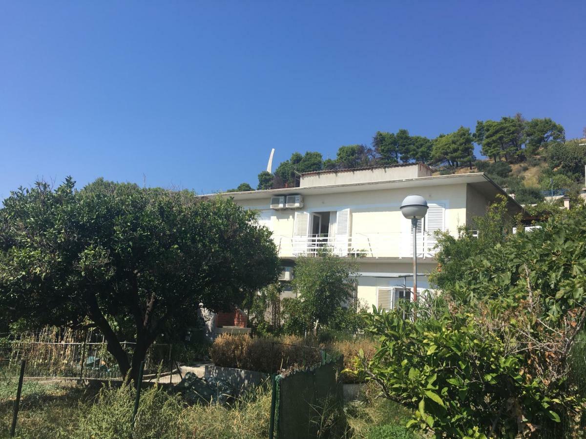 Apartments Garden House Podgora Exterior photo